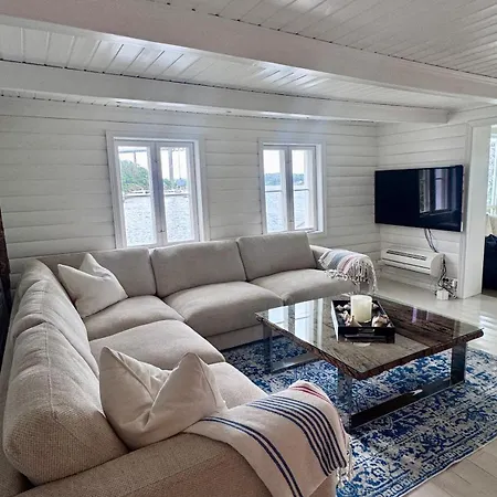 Stunning Waterfront House With Fireplaces, Sea View & Private Dock